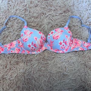 NWOT PINK Bra and Panty Set